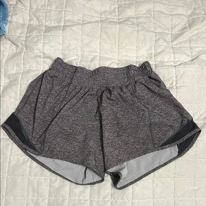 Size 4 tall lululemon shorts